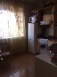 г.Азов, 2х комнатная квартира в центре с мебелью, 3/5, 48 кв м, кухня 9 кв м 10